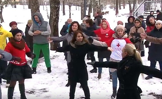 Танцуют и шагают все! Как казанцы учились бороться с болезнью Паркинсона - «Медицина»