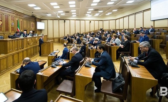 Тут вас не стояло. Власти Казани хотят эвакуировать с автостоянок машины без номеров - «Инфраструктура»