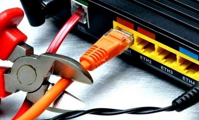 Видеоопрос: «Вы боитесь, что Россию отключат от Интернета?» - «Инфраструктура»