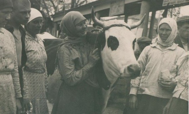 Фотомарафон «100-летие ТАССР»: делегаты Мензелинска на сельхозвыставке, 1930-е годы - «История»