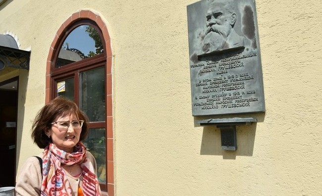 Рауза Султанова: «Нужно отойти от «кладбищенских» мемориальных досок» - «История»