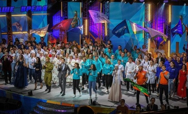 Покорить «Наше время»: гала-концерт фестиваля «Безнең заман» - «Культура»
