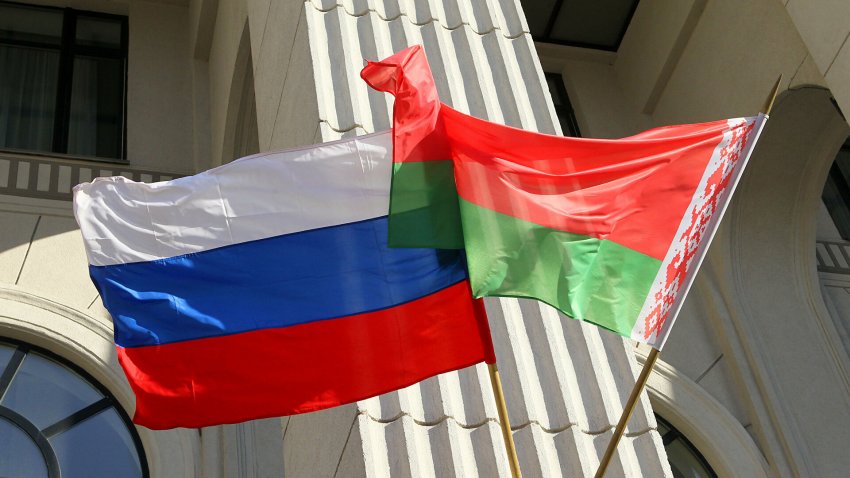Европарламент пригрозил России "сдерживанием" из-за дружбы с Белоруссией - «Власть»