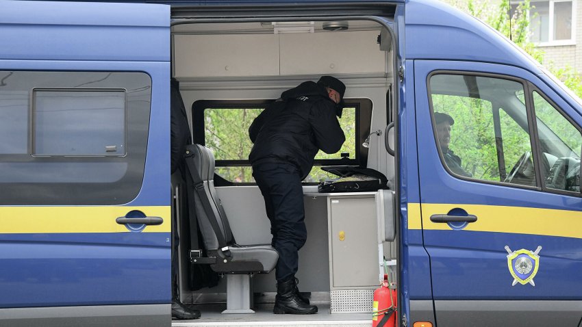 В Белоруссии арестовали 136 человек из-за комментариев о смерти офицера КГБ - «Власть»