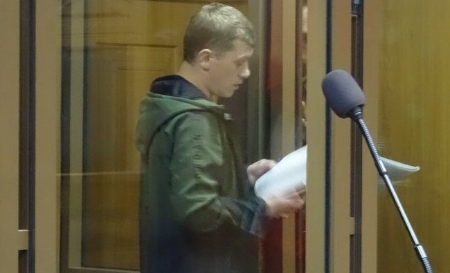 «Один чуть не повесился»: казанского «Робин Гуда» судят за маски-шоу у наркодельцов и должников - «Власть»