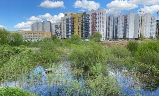 Школа в овраге: жители казанского ЖК «Светлая долина» выставили претензию застройщику - «Происшествия»