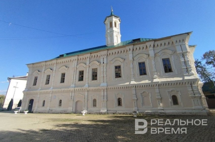 Гид по улице Каюма Насыри: муэдзин, художник, звукорежиссер и солист оркестра - «Культура»