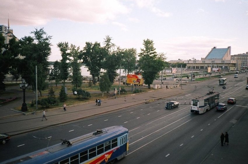 Казань начала XXI века: трамваи на Насыри и кино в Старо-Татарской слободе - «История»