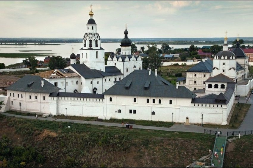 О подворье Свияжской обители: жизнь и загадка смерти святителя Германа - «История»