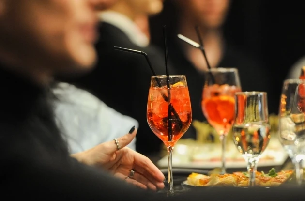 Виноваты инстинкты? Эксперты объяснили, почему в Новый год люди убивают - «Происшествия»