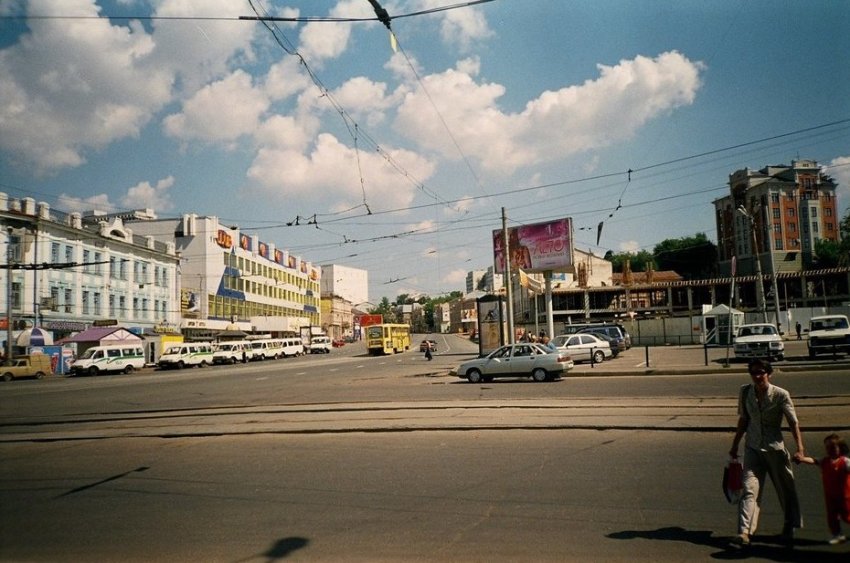 Казань начала XXI века: от площади Тукая — к площади Свободы - «История»