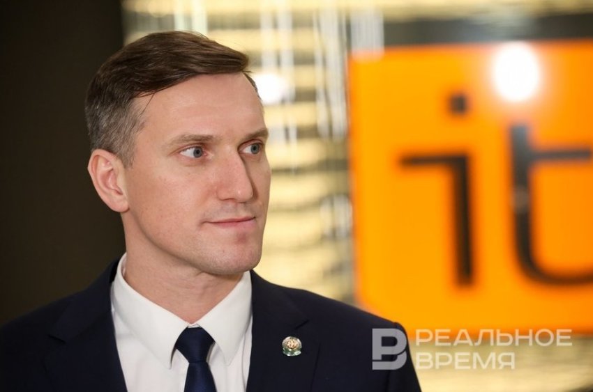 Миллиард в год на программу развития ИИ, обновление системы оповещения и новая киберугроза - «Власть»