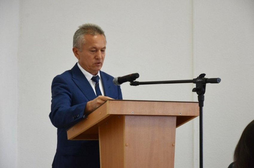 «Признался, что получал деньги и раньше»: главу ПИЗО Заинска отправили под домашний арест - «Происшествия»