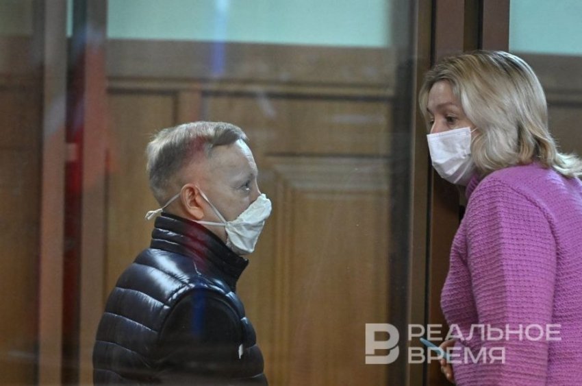 «Пустил все на самотек и взял деньги»: потерпевший отказался требовать назад «взятку» с экс-судьи Набиева - «Власть»