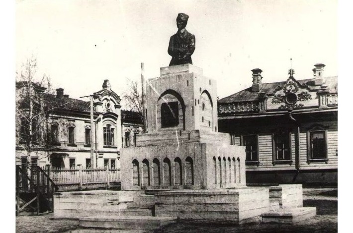 «Не является уникальной и исторически ценной личностью» - «Культура»