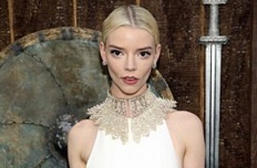 Звезда «Сплит» приобрела особняк в Голливуде - «Выбор Инноваций»