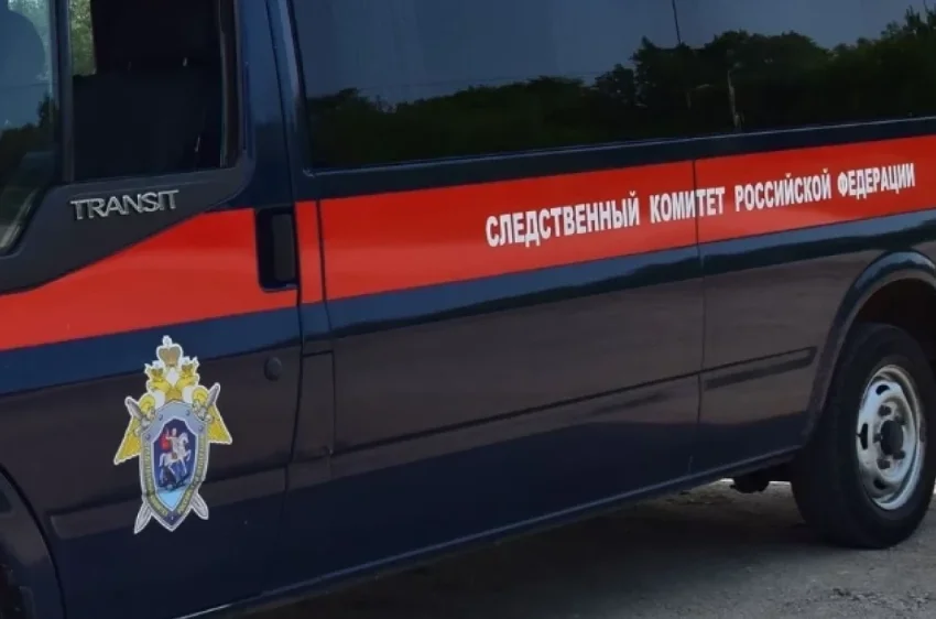 Неизвестный ударил 17-летнего подростка ножом в лицо в ТЦ Петербурга - «Происшествия»