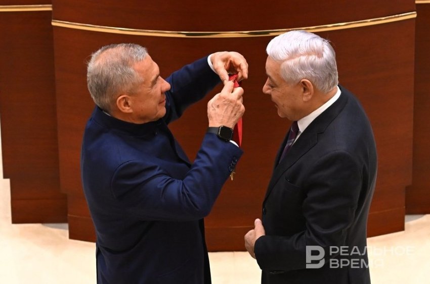 «Причина понятна — надо готовить смену»: почему Фарид Мухаметшин оставил свой пост - «Власть»